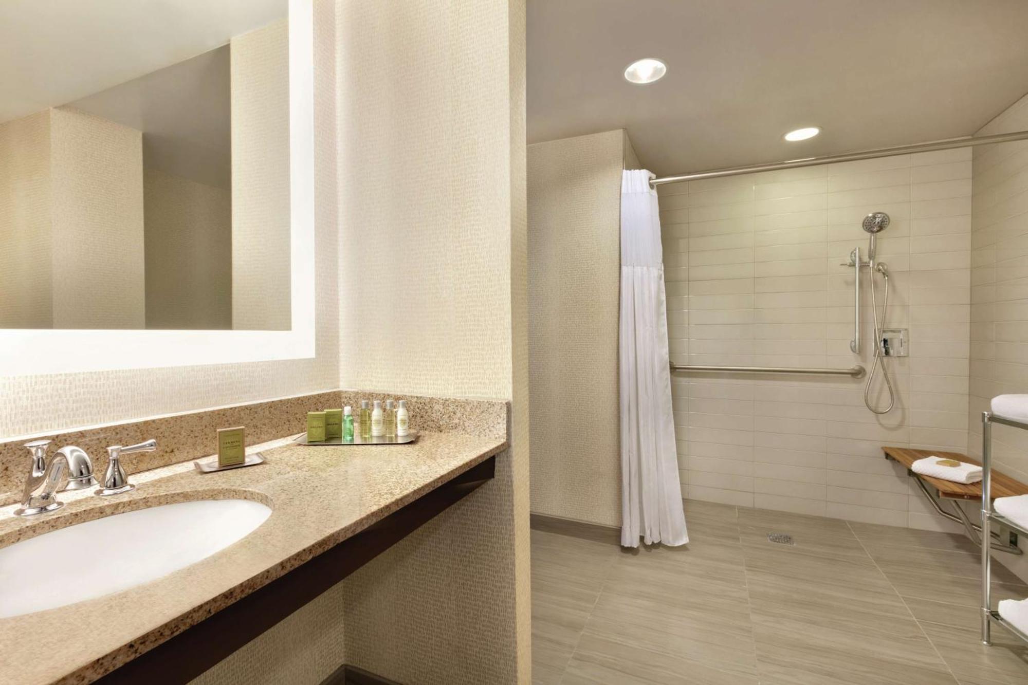 Doubletree By Hilton Atlanta Northeast/Northlake Tucker Kültér fotó